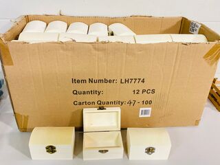 Ca. 72x Houten schatkistjes