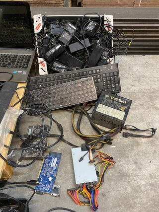 Verzameling computeronderdelen