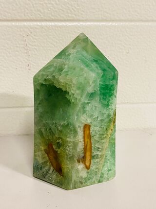 Fluoriet obelisk (6-zijdig)