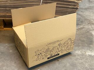 Ca. 360x Verzenddozen, dubbelgolf, bruin, 35x27x14cm