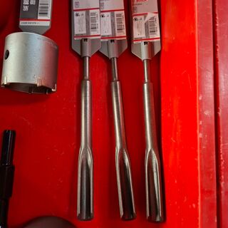 12x Diverse boren/beitels en gatenzagen o.a. Bosch, Kelfort