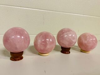 4x Rozenkwarts bollen