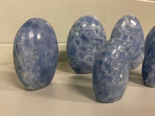 7x Calciet blauw vrije vorm