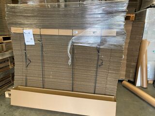 Ca. 200x Stuks lange verzenddozen, dubbelgolf, bruin