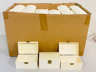 Ca. 60x Houten schatkistjes