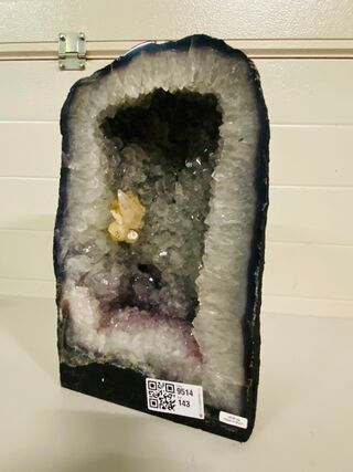Bergkristal met Amethist geode