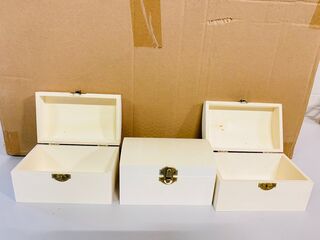 Ca. 60x Houten schatkistjes