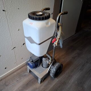 Vul- en spoelinrichting OEG