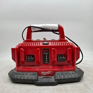 Multi acculader, Milwaukee, M1418C6