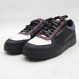 Paar sneakers, maat 44, Emporio Armani, X4X285XM052