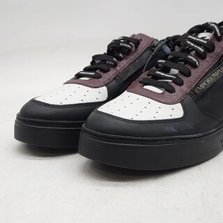 Paar sneakers, maat 44, Emporio Armani, X4X285XM052