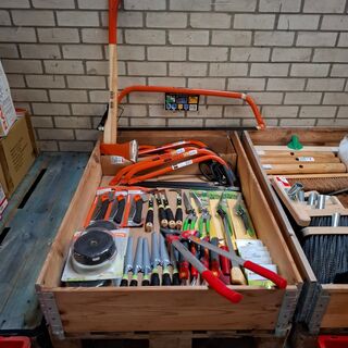 Assortiment tuingereedschap