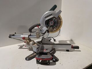 Afkortzaag Metabo, KGS216M