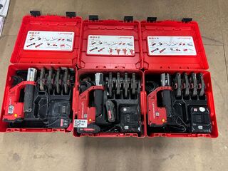 3x Accu-persmachine met persbekken en opladers in koffer Rothenberger