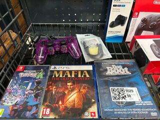 Ca. 18x Game items w.o. controllers, W.o. Nintendo, EA Sports, Playsta