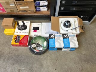 Partij elektronica, installatiematerialen en beveiligingsapparatuur W.