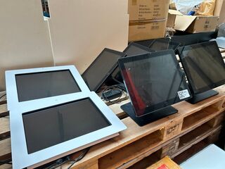 7x Touchscreen-monitoren en POS-kassasystemen, W.o. Ēlo