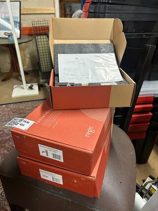 Thermostatische badmengkraan, 1x fonteinkraan, 1x zeepdispenser Regn