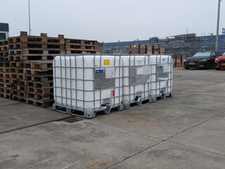 3x IBC-container, 1.000 liter, (leeg)