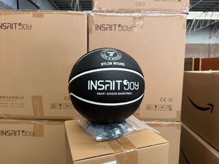 8x Slimme basketbal maat 7 met oplader en kabel INSAIT JOY