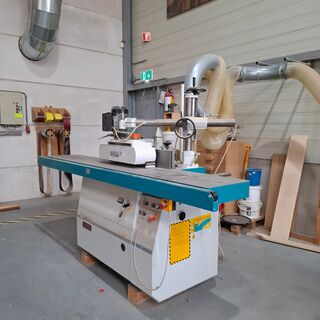 Freesbank met rollen aanvoer en divers toebehoren Griggio, T220 en GV/