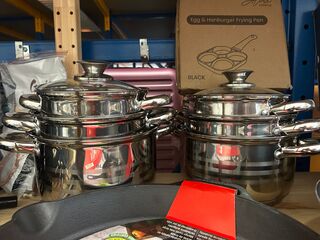 Partij pannen en keukenbenodigheden W.o. Alora, Tefal, Blaumann