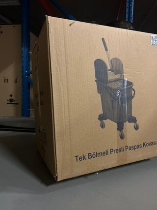 Professionele schoonmaakwagen