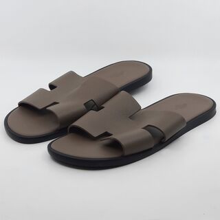 Paar slippers, maat 45, Hermès, AF7221824ZH2503