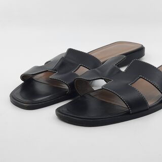 Paar slippers, maat 40, Hermès, 021056Z BL