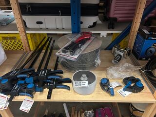Partij bouwmarktmaterialen w.o. snelspanlijmklemmen W.o. HBM, Activa