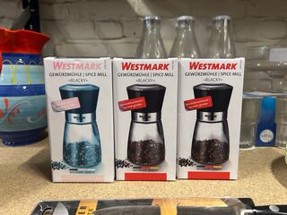 100x Keukengerei, serviesgoed en glaswerk W.o. Westmark