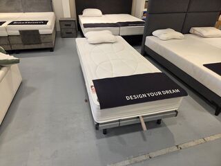 Bed met matras