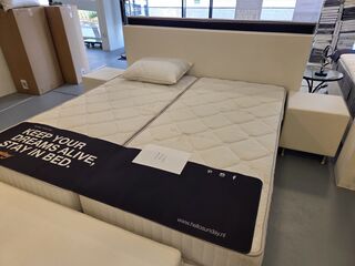 Boxpring 180×200 met matrassen en nachtkasten, Sleep & Dream