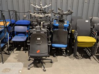 Ca. 10x Diverse bureaustoelen, zwart/blauw