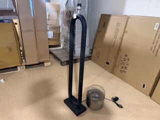 lamp glazen bol past niet zwart