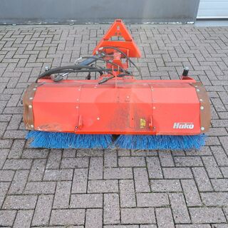 Hydraulisch Aangedreven Rolbezem, HAKO, FKM, Rood