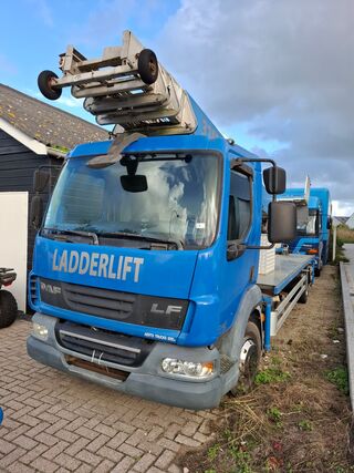 Vrachtwagen met ladder opbouw, DAF, 45220, 2008
