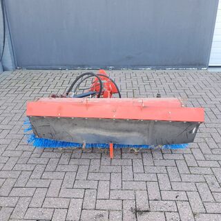 Hydraulisch Aangedreven Rolbezem, HAKO, FKM-CM 2000, Rood