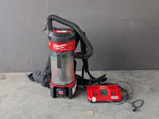 Ruggedragen Accu Stofzuiger, Milwaukee, M18FBPV, Rood