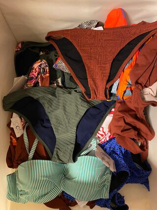 Ca. 175x Badmode, bikinibroekjes en -topjes, Cyell, Hunkemoller, Elomi