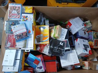 Ca. 354x Handelsgoederen en speelgoed, Guess, HP, Harry Potter