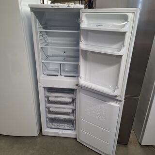 Koel/vries combinatie, Indesit A+, CM02