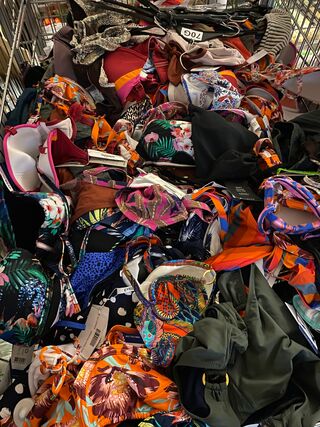 Ca. 175x Badmode, bikinibroekjes en -topjes, Cyell, Beachlife, Barts E