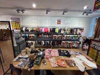 Ca. 366x Kinder- en babykleding, Name It, Noppies, Moodstreet Etc.