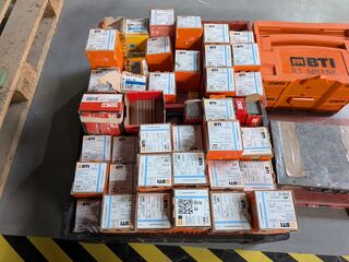 Partij vnl. spaanplaatschroeven o.a. BTI, Heco
