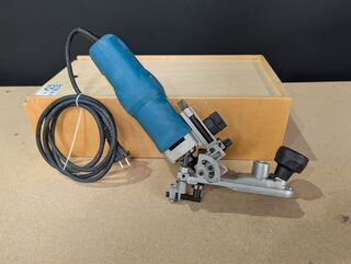 Kantenfrees Wegoma, KFS135