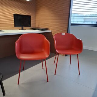 2x Design stoel Muuto