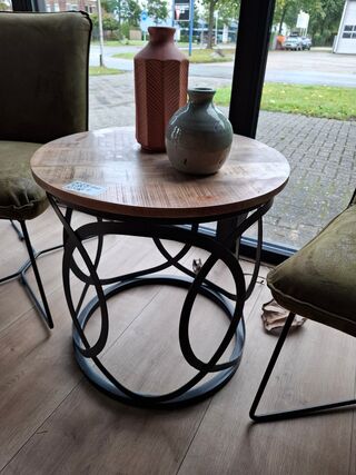 Bijzettafel met 2 stoelen