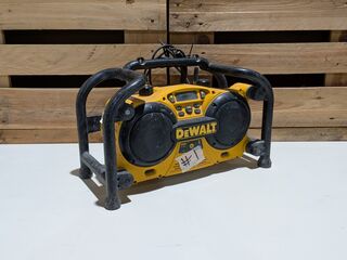 Bouwradio met ingebouwde acculader, DeWalt, DC011-GB/QW