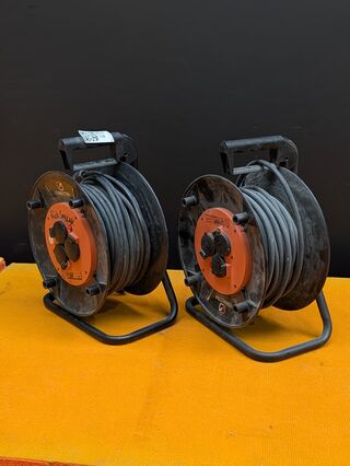 2x Kabelhaspel Connectra